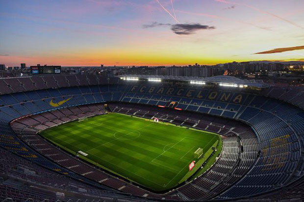 Patahkan Tradisi, Barcelona...