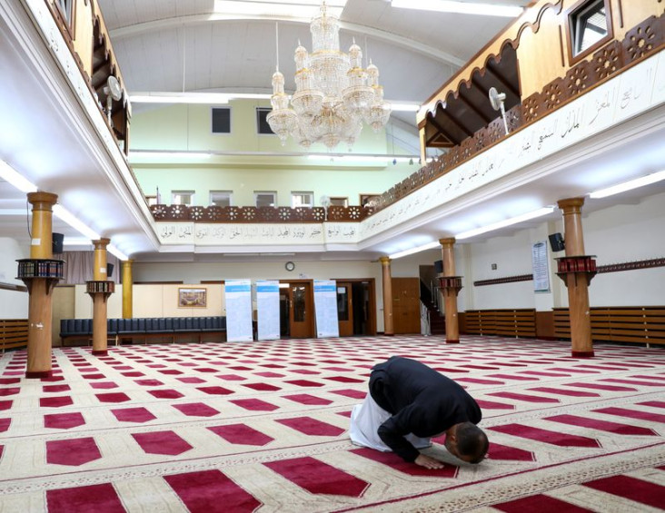 Tanpa Jamaah, Masjid-masjid...