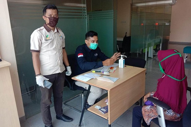 Pendamping Sosial Pantau...