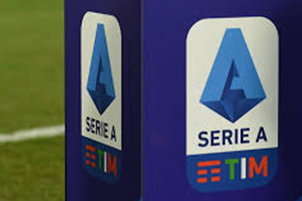 Klub Serie A Kompak...