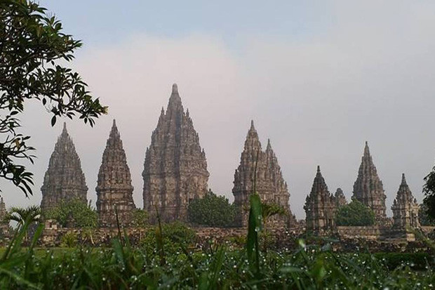 Penutupan Candi Borobudur,...