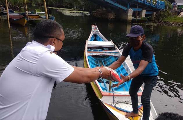 Disbudpar Maros Bagikan...
