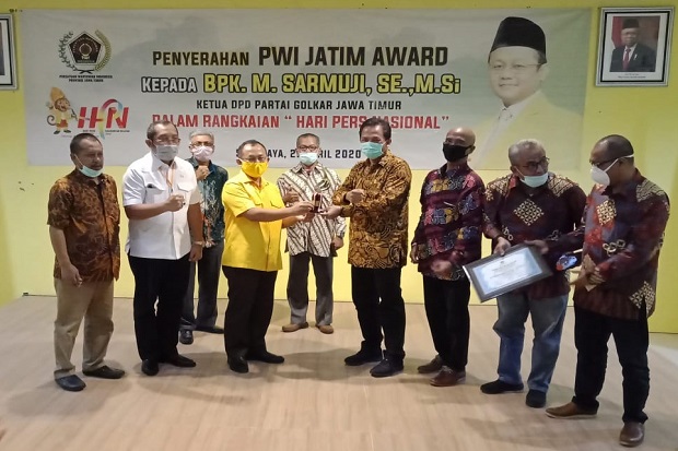 Dua Kader Golkar Raih...