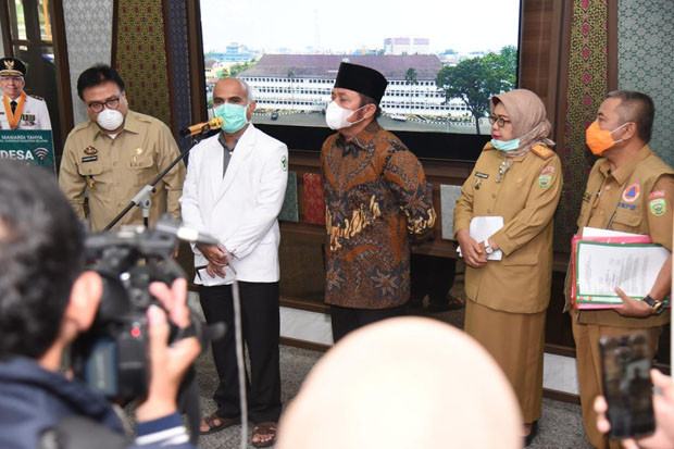Gubernur Sumatera Selatan...