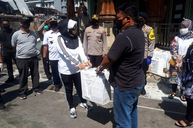 Blusukan ke Permukiman...