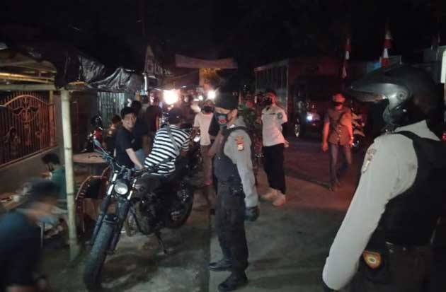Tim Gabungan Gelar Patroli...