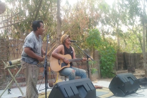 Budayawan dan Pelaku...