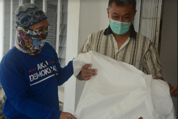 Peduli Tenaga Medis,...