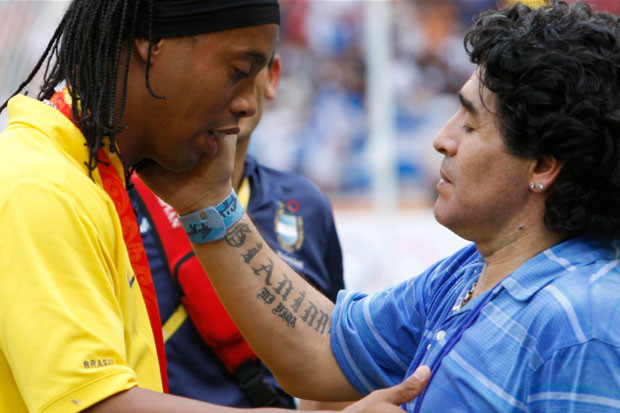 Maradona: Ronaldinho...