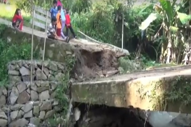 Baru Direnovasi, Jembatan...