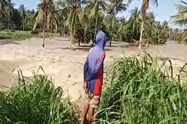 Sungai Bila Meluap,...