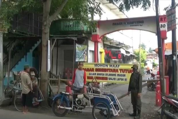 Pedagang Berstatus PDP...