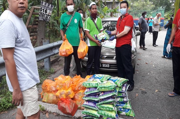 Fokus Pembagian Bantuan...
