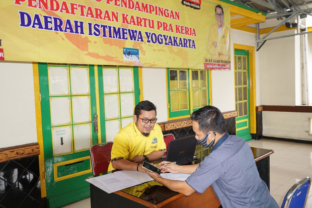 Bantu Masyarakat, Golkar...