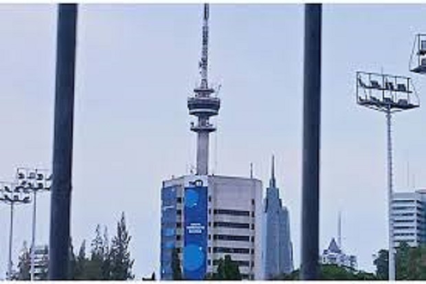 DPR Persiapkan Langkah...