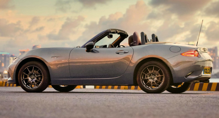 New Mazda MX-5 Edisi...