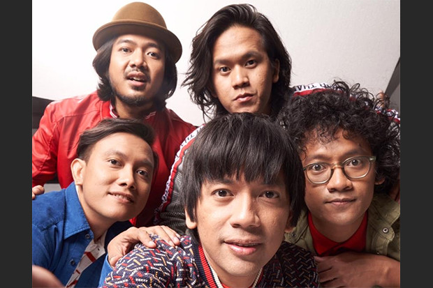 Seruan Semangat dari...