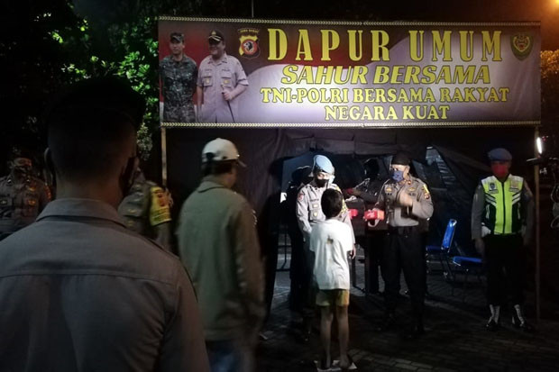 Polres Cimahi Bagikan...