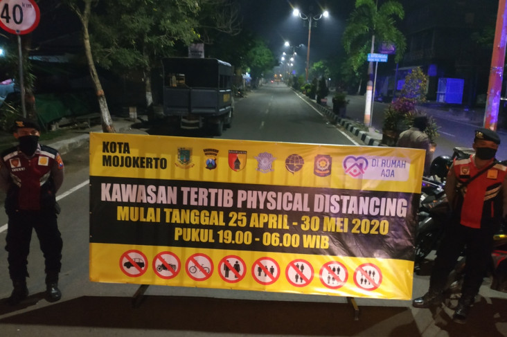 Jam Malam Diberlakukan,...