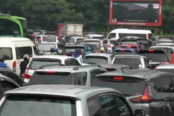 PSBB Hari Pertama: Lalu...