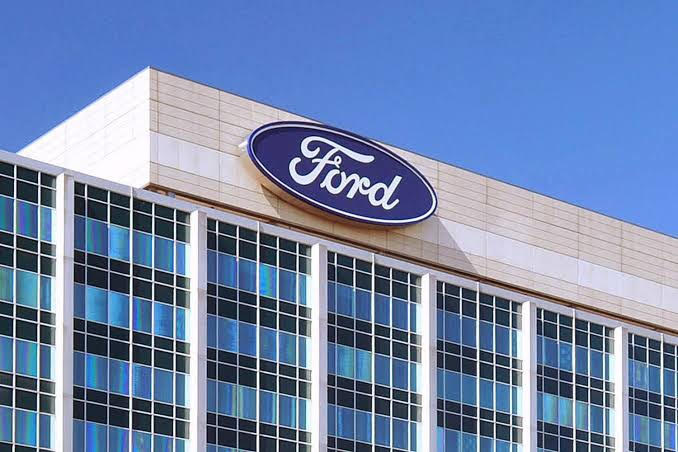 Ford Prediksi Rugi Rp77...