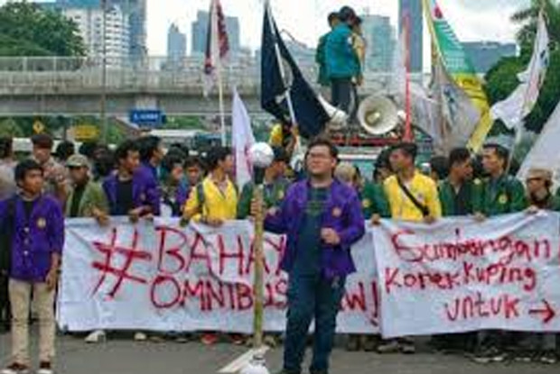 Masih Banyak Kontroversi,...