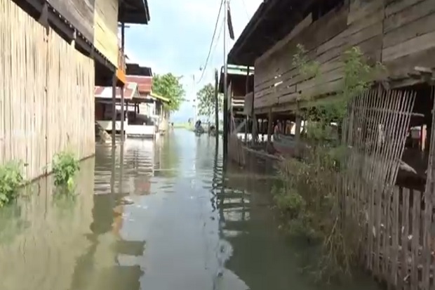 Sepekan Banjir Rendam...
