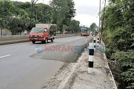 Selama PSBB, Lalu Lintas...