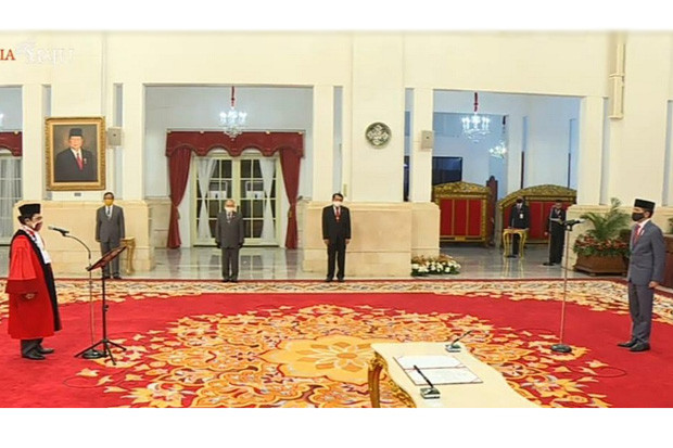 Ketua MA dan Hakim MK...