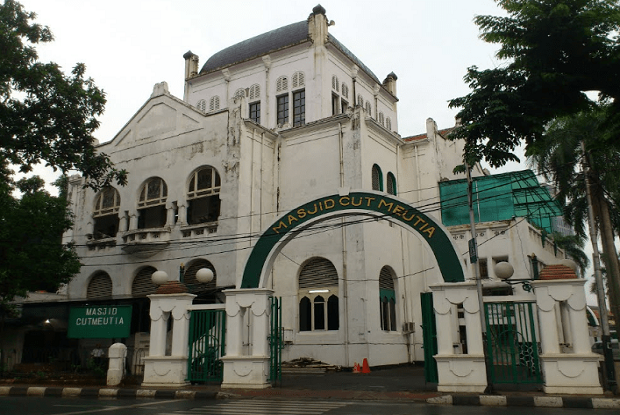 Wisata Religi : Menelusuri...