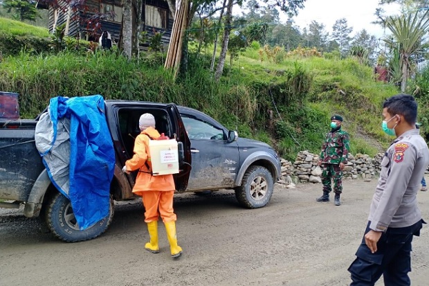 Malintasi Tolikara Papua,...
