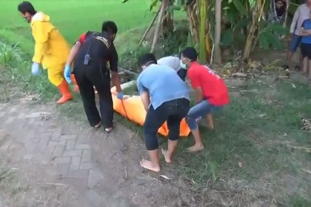 Geger, Warga Temukan...