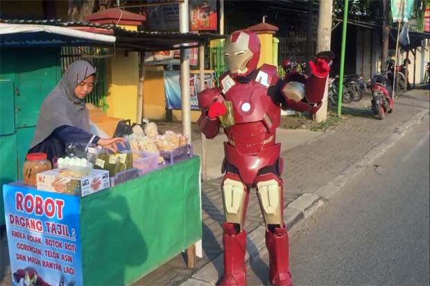 Laris Manis, Lapak Takjil...