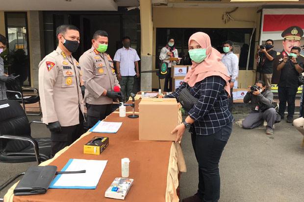 Satgas Nusantara Beri...