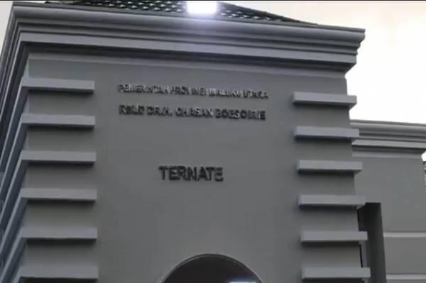 Stres Diisolasi Pasien...