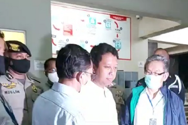 Bebas dari Penjara,...