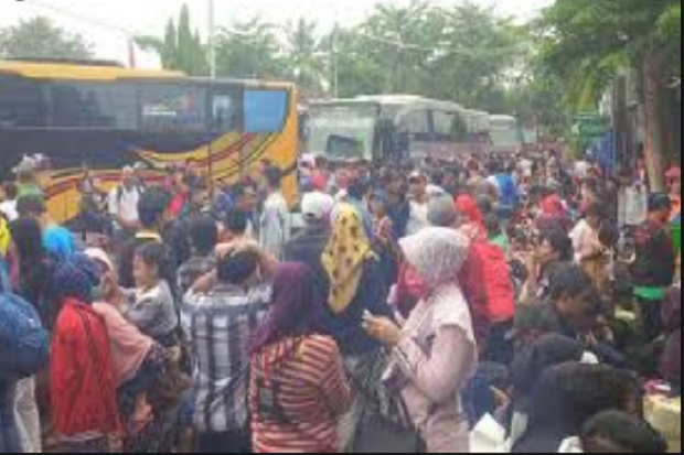 Larangan Mudik Bikin...