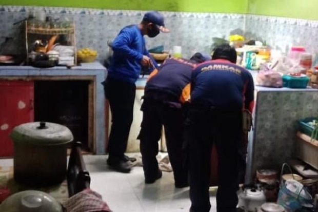 Nongkrong di Dapur Warga,...