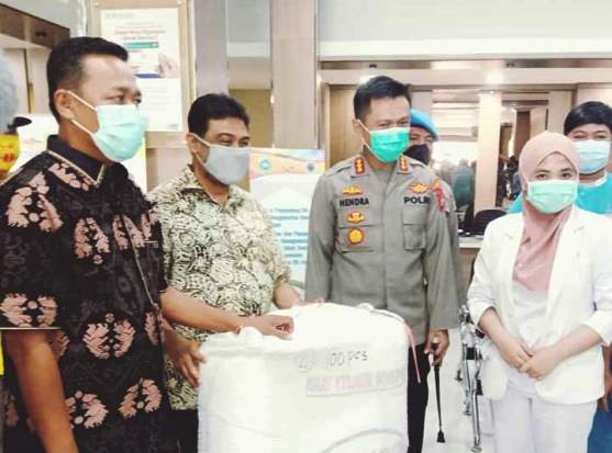 Peringati Hari Buruh,...