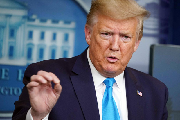 Trump Keukeuh Sebut...