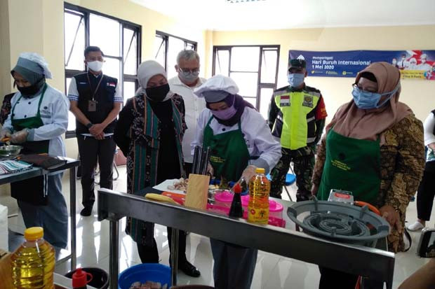 Kemenaker Alihkan Rp3,1...