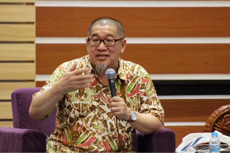 Hardiknas di Tengah...