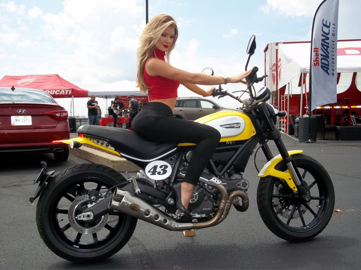 Duo Ducati Scrambler...