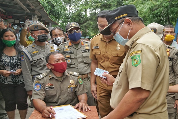 Tak Pakai Masker, Plt...
