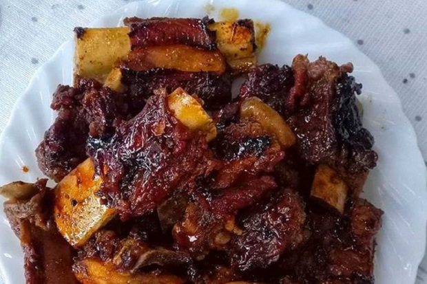 Iga Bakar Madu Bisa...