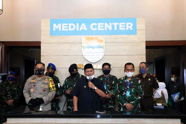 Ikuti Jawa Barat, PSBB...