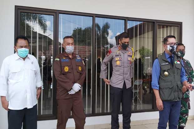 Selama PSBB Jabar, Penjagaan...