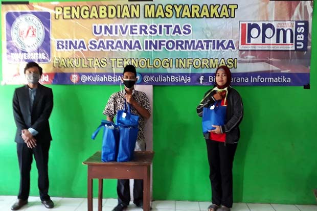 Manfaatkan Google Classroom,...