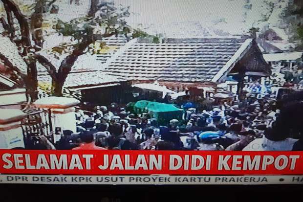 Ratusan Pelayat Antarkan...