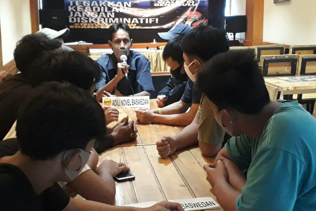 Sentil NB, Sepandai-Pandainya...